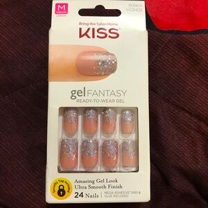 💅🏻🆕Kiss Nails Gel Fantasy Collection in Orange Glittery M length Nails!BNIB!